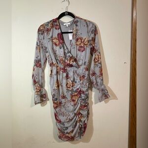 Maurice dress Women’s Dress‎ XS Gray W/Burgundy Floral Pattern Bell sleeve NWT
